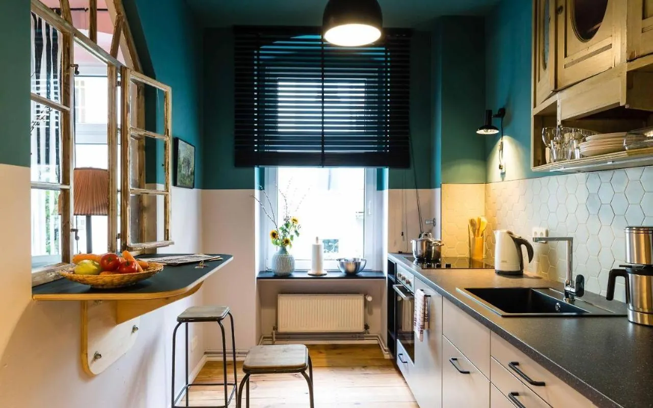 One Bedroom Apartment With Balcony H12 Berlin
